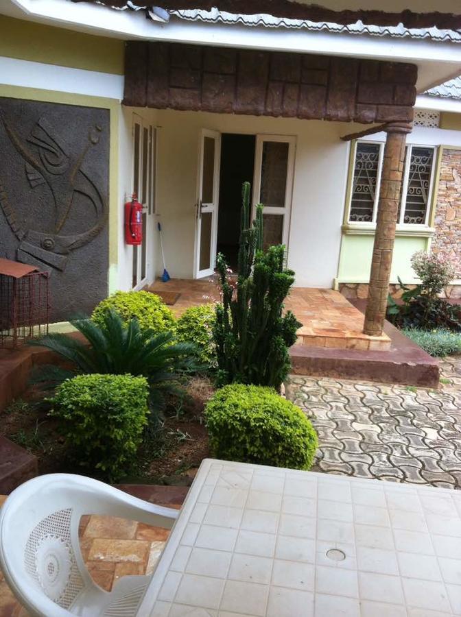 Prestige Resort Cottages Ентебе Екстериор снимка